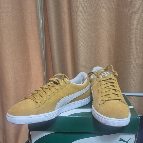 Puma Suede Sneakers in Gold and Gray - Picture 2 of 3